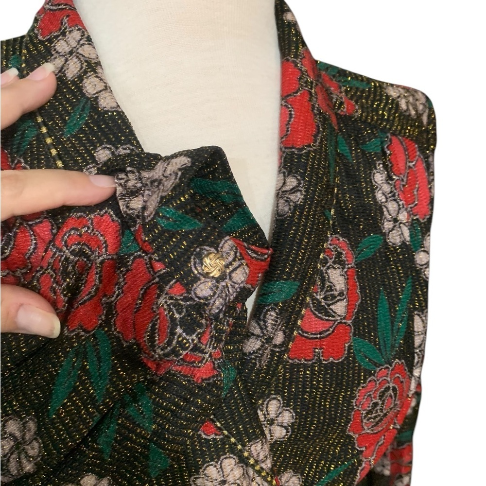 Vntg mandarin collar floral maxi dress with gold thread and tie back waist - Picture 3 of 7